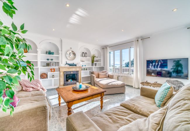 House in Puerto de Alcudia - House with sea views Casa Osborne in Alcudia House in Puerto de Alcudia - House with sea views Casa Osborne in Alcudia