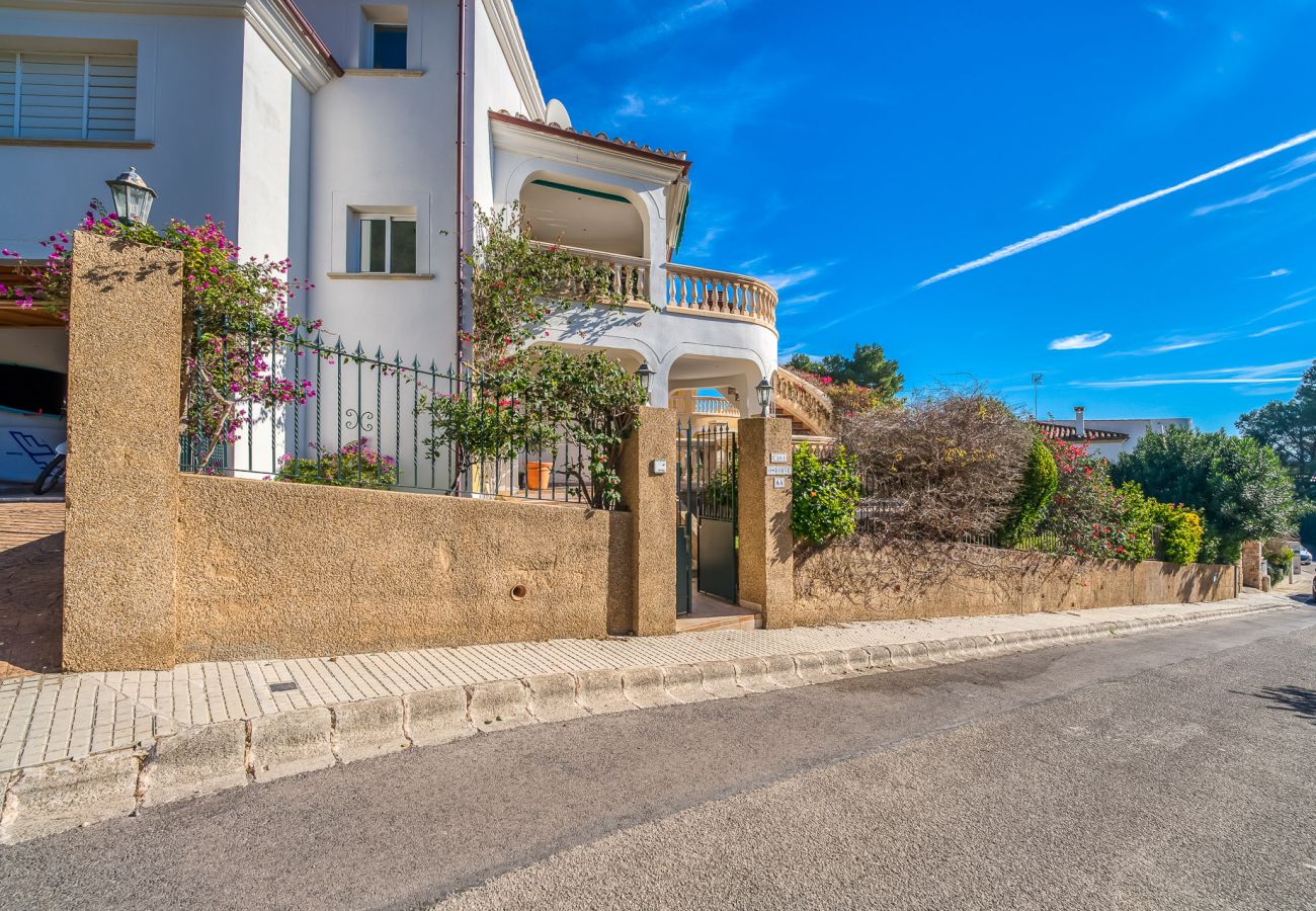 House in Puerto de Alcudia - House with sea views Casa Osborne in Alcudia