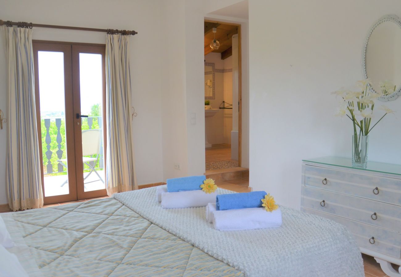Country house in Muro - Can Rius