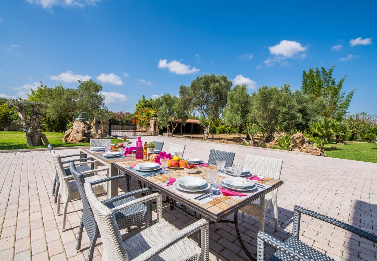 Country house in Alcudia - Finca rural in Alcudia Ca Na Siona 6 pax with pool