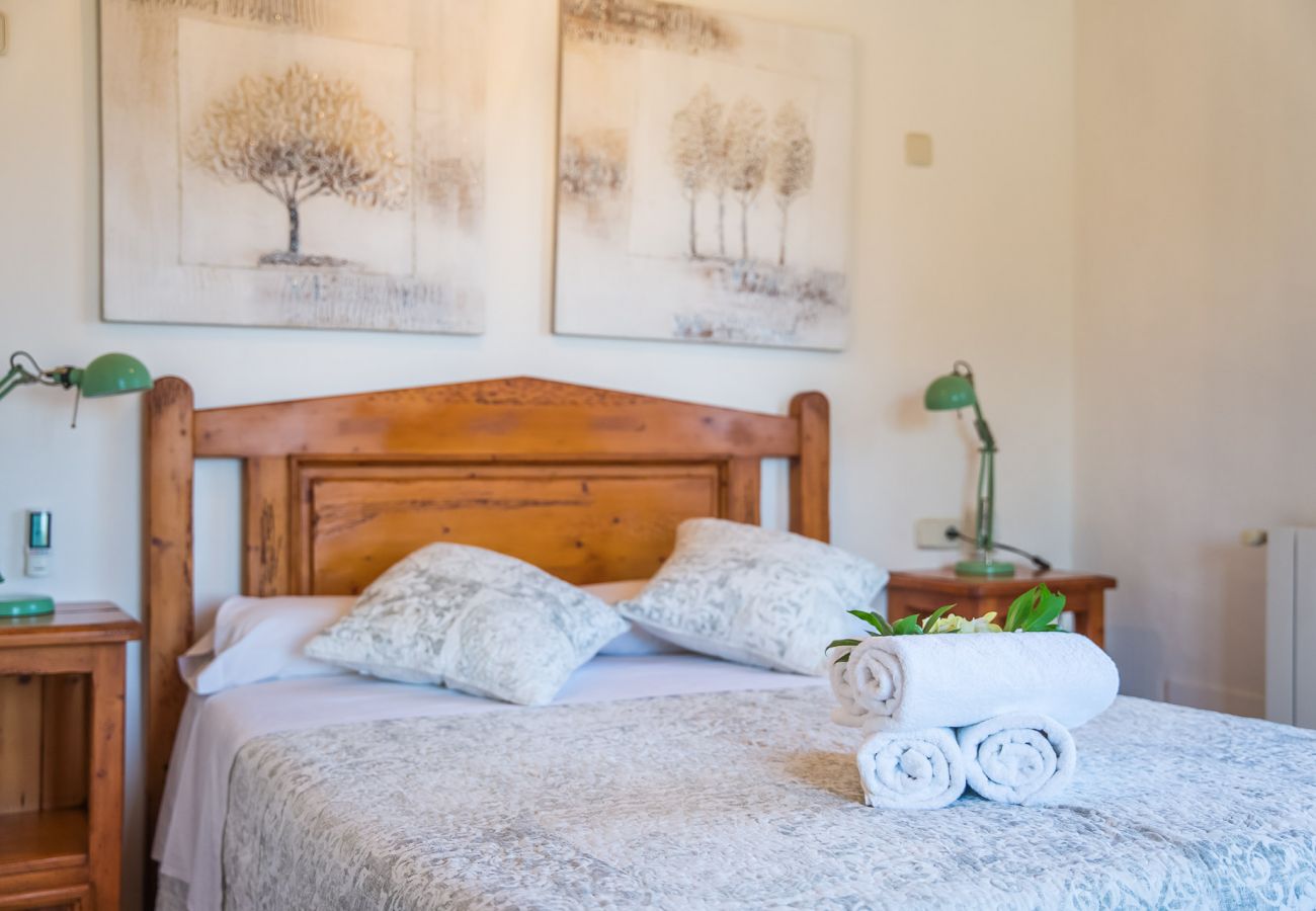 Country house in Inca - Mallorquin Finca piscina CA'S SOLLERICH en Mallorca