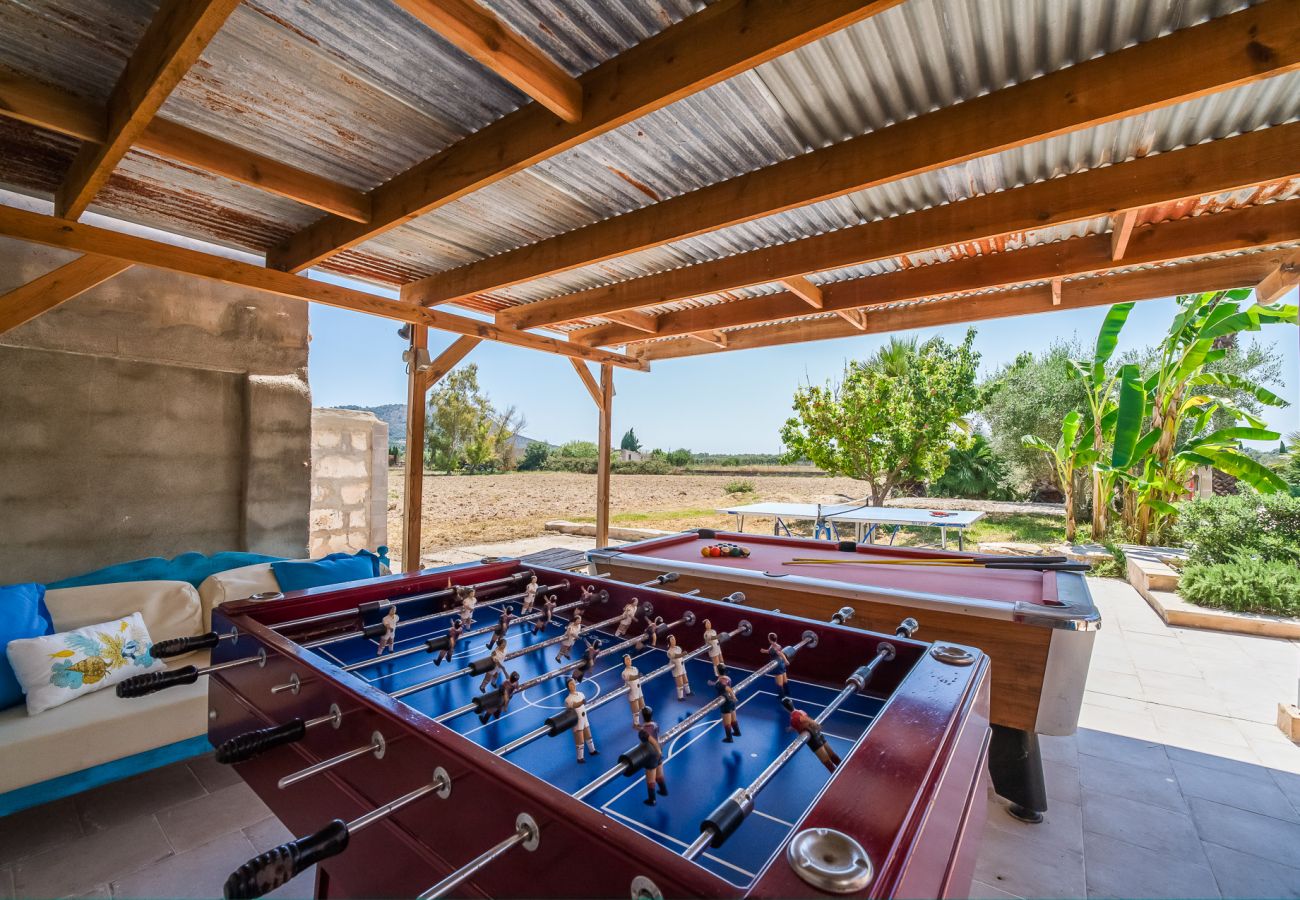 Finca with foosball, billiard, ping pong and private pool in Mallorca 