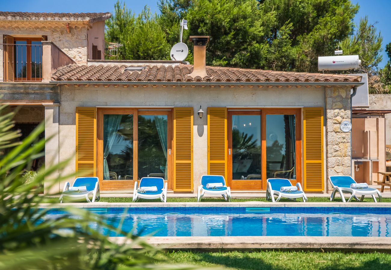Country house in Inca - Mallorquin Finca piscina CA'S SOLLERICH en Mallorca