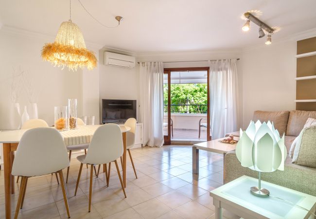 Spacious acommodation 2min from Alcudia Beach