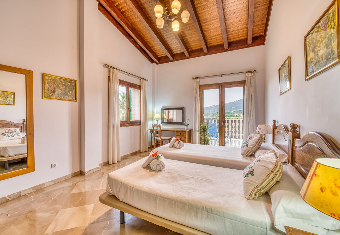 Country house in Petra - Rural finca in Mallorca El Palmeral with pool