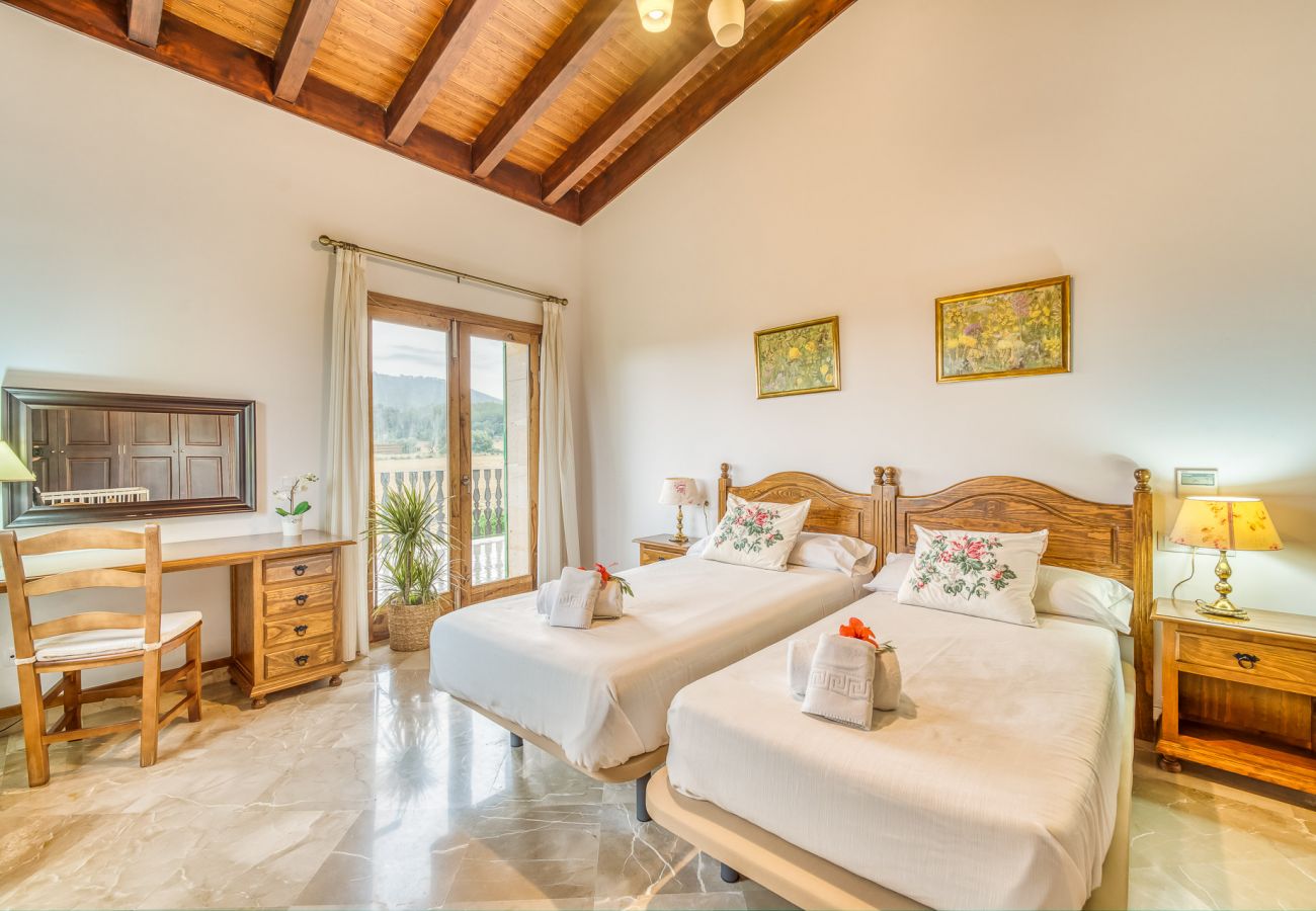 Country house in Petra - Rural finca in Mallorca El Palmeral with pool