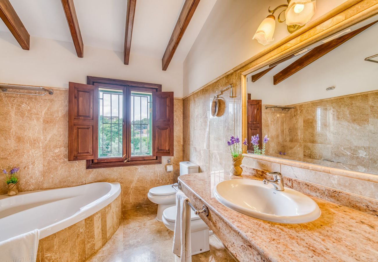 Country house in Petra - Finca Son Perxa on Mallorca with pool and bbq