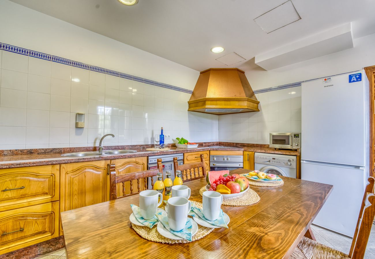 Country house in Petra - Finca Son Perxa on Mallorca with pool and bbq