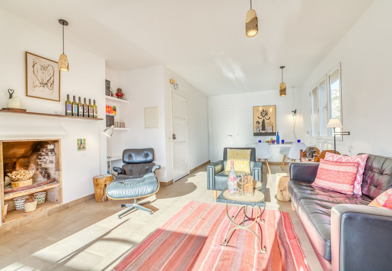 Vacation apartment with sea view in Puerto Soller