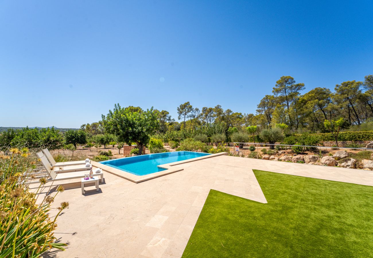 Country house in Sencelles - Finca with pool Villa Laiar in Mallorca