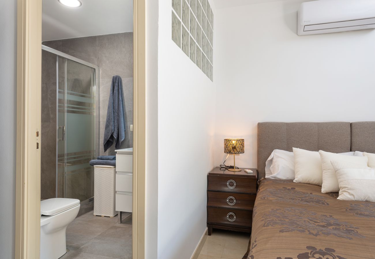 House in Muro - Villa Hilary with private pool near Muro beach