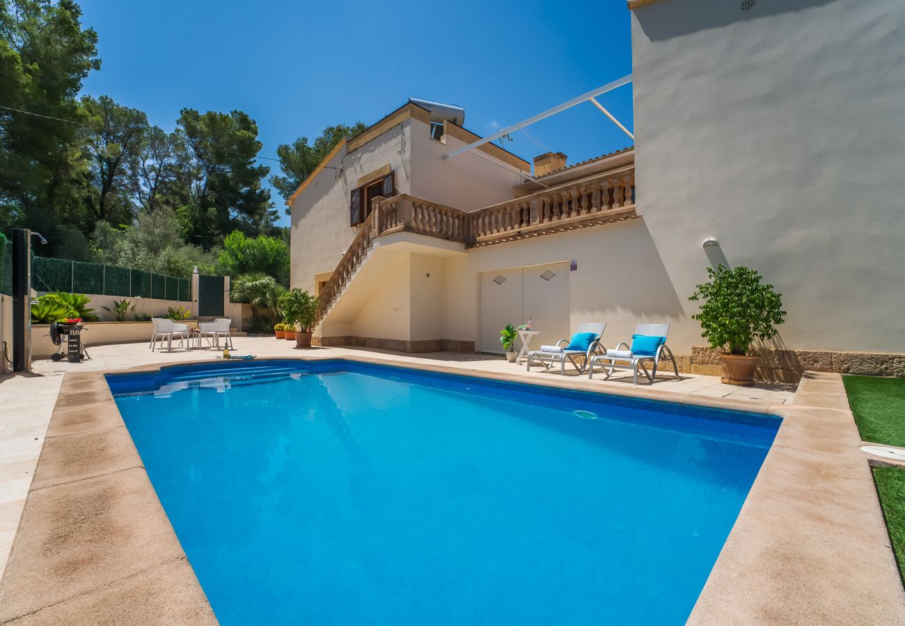 Enjoy peace and relaxation at Tacaritx, Alcudia with pool