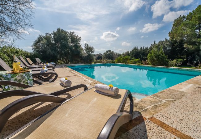 Country house in Buger - Rustic Finca with Pool Cas Mut in Mallorca Country house in Buger - Rustic Finca with Pool Cas Mut in Mallorca