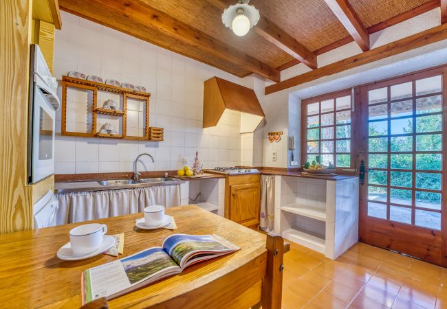 Country house in Buger - Rustic Finca with Pool Cas Mut in Mallorca Country house in Buger - Rustic Finca with Pool Cas Mut in Mallorca