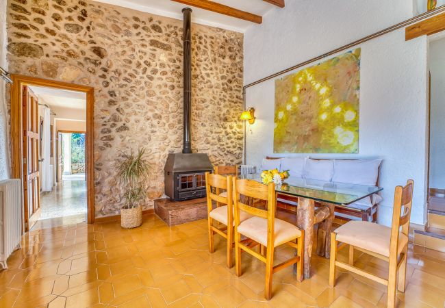 Country house in Buger - Rustic Finca with Pool Cas Mut in Mallorca Country house in Buger - Rustic Finca with Pool Cas Mut in Mallorca