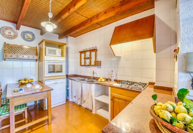 Country house in Buger - Rustic Finca with Pool Cas Mut in Mallorca Country house in Buger - Rustic Finca with Pool Cas Mut in Mallorca