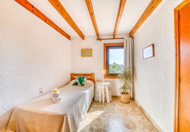 Country house in Buger - Rustic Finca with Pool Cas Mut in Mallorca Country house in Buger - Rustic Finca with Pool Cas Mut in Mallorca