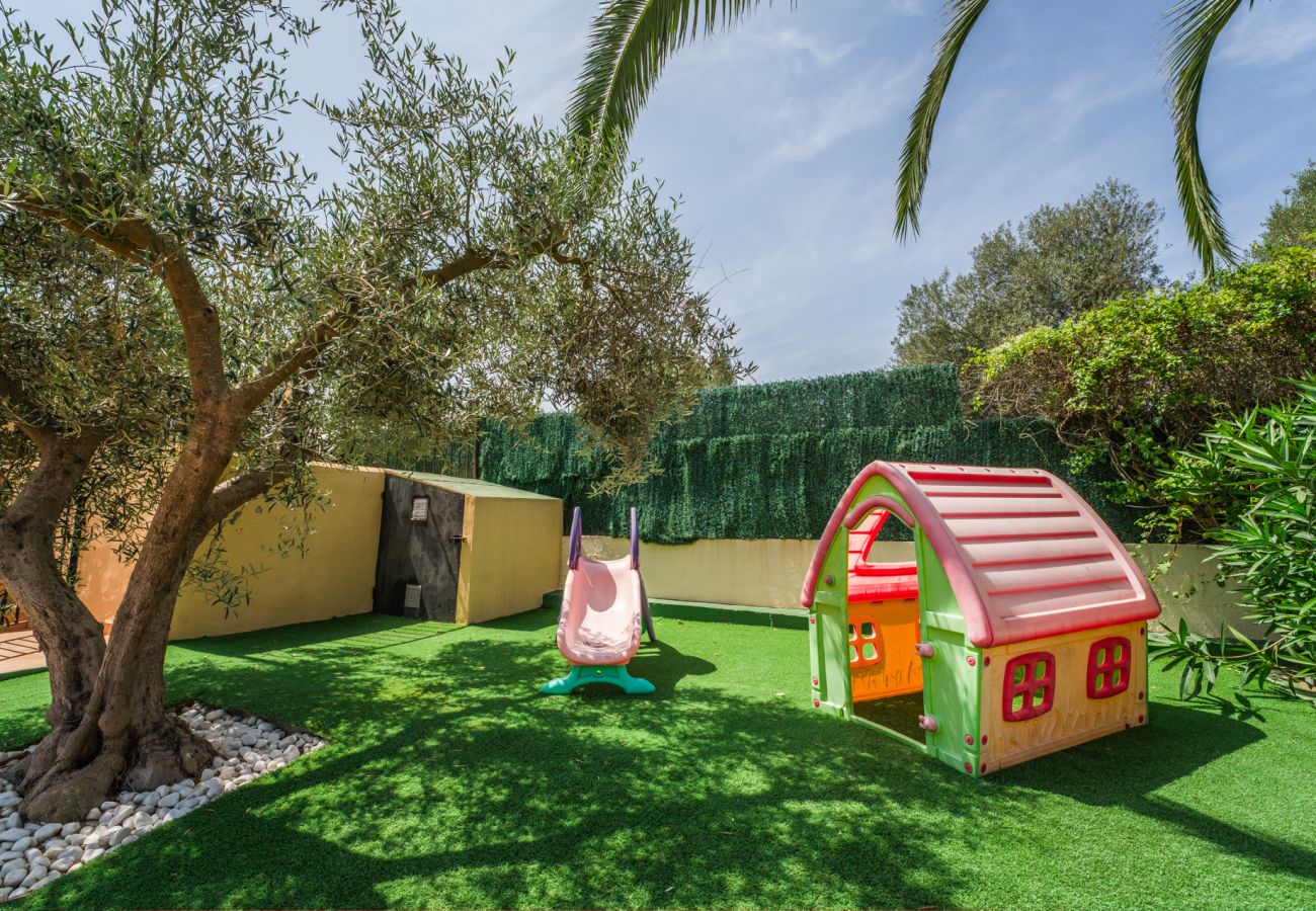 Country house in Muro - Rural Finca in Muro Ca Na Pepa with pool
