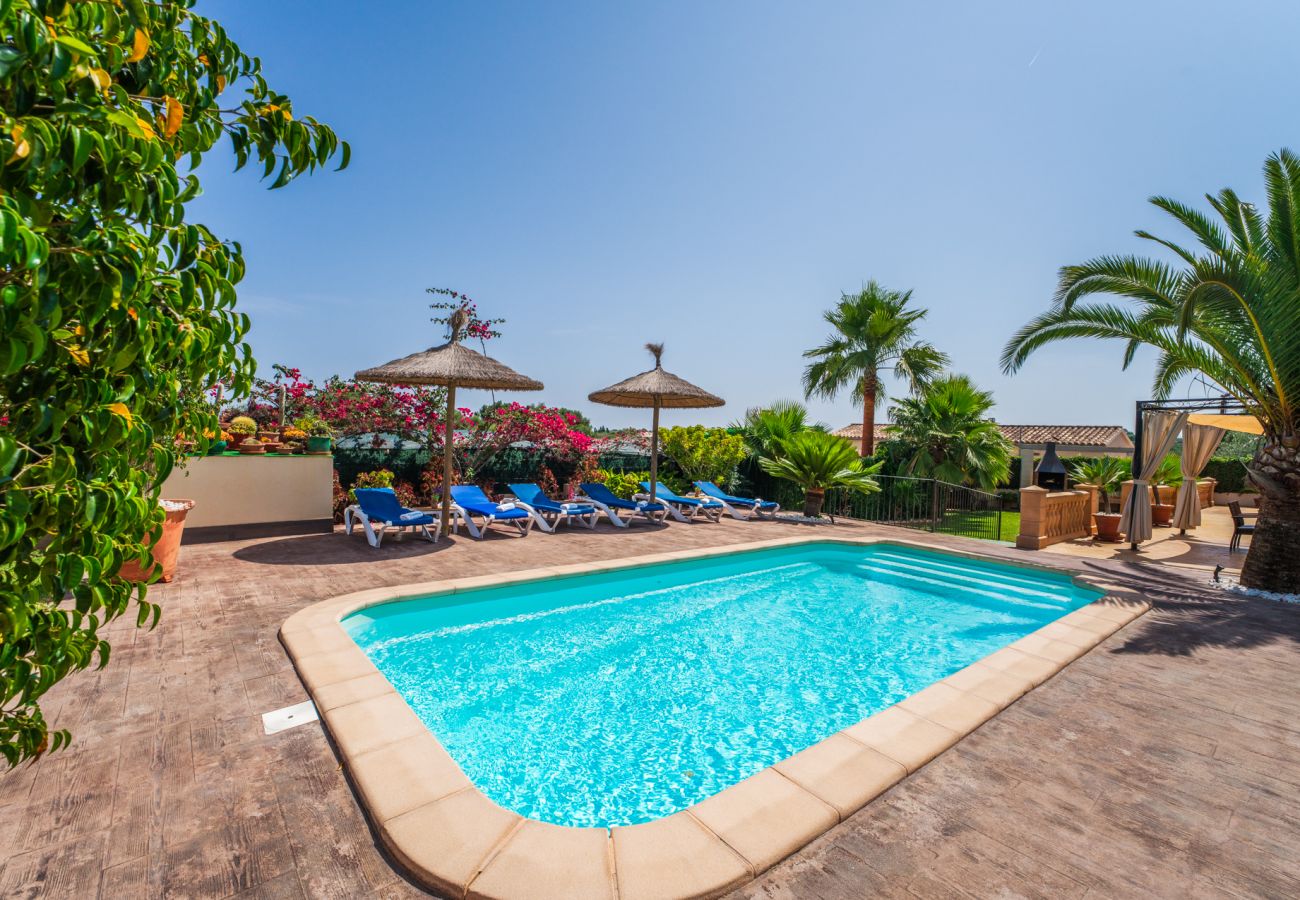 Country house in Muro - Rural Finca in Muro Ca Na Pepa with pool