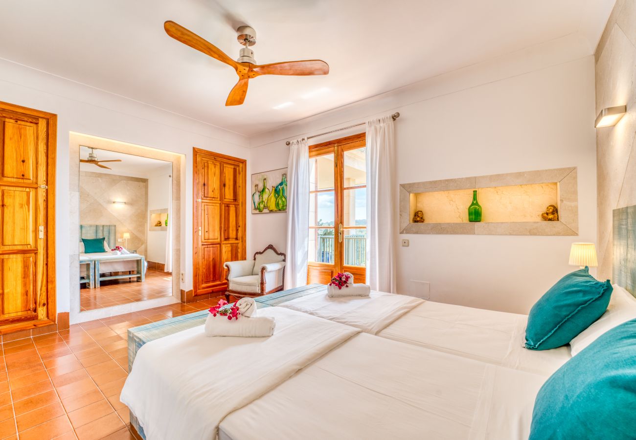 House in Costitx - Rustic Finca in Mallorca Son Tomasset with pool