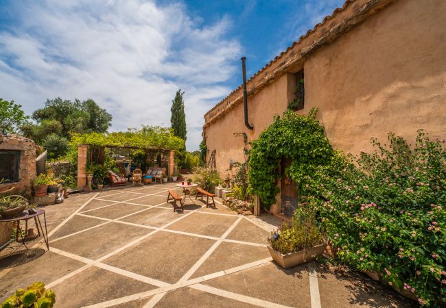 Country house in Algaida - Rural finca Can Lloret in Mallorca with pool Country house in Algaida - Rural finca Can Lloret in Mallorca with pool