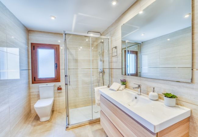 House in Sa Pobla - Villa Placeta in Mallorca with swimming pool and barbecue House in Sa Pobla - Villa Placeta in Mallorca with swimming pool and barbecue