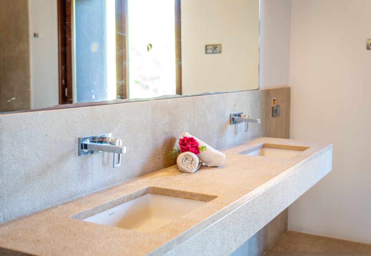 Country house in Selva - Rural finca S'Empaltada with pool in Mallorca