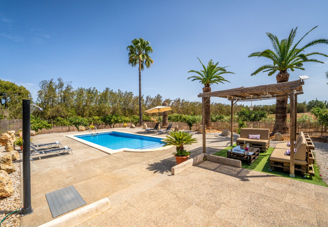 Finca with chill-out area and pool in Sa Pobla