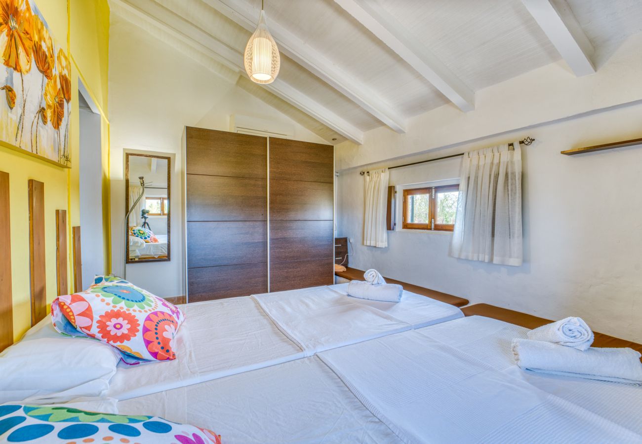 Country house in Sa Pobla - Finca with pool Son Manyo Gran I Sa Pobla